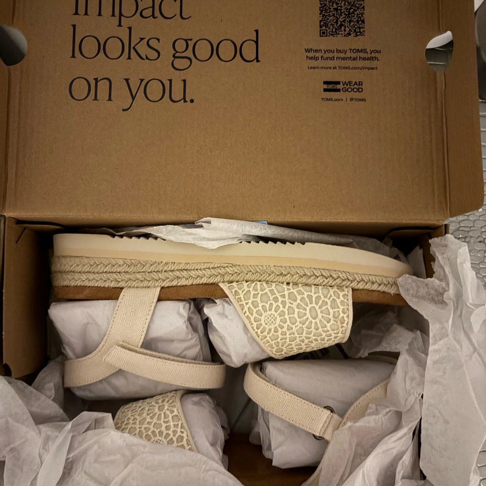Toms Cream Crochet Espadrille Sandals - Picture 8 of 9